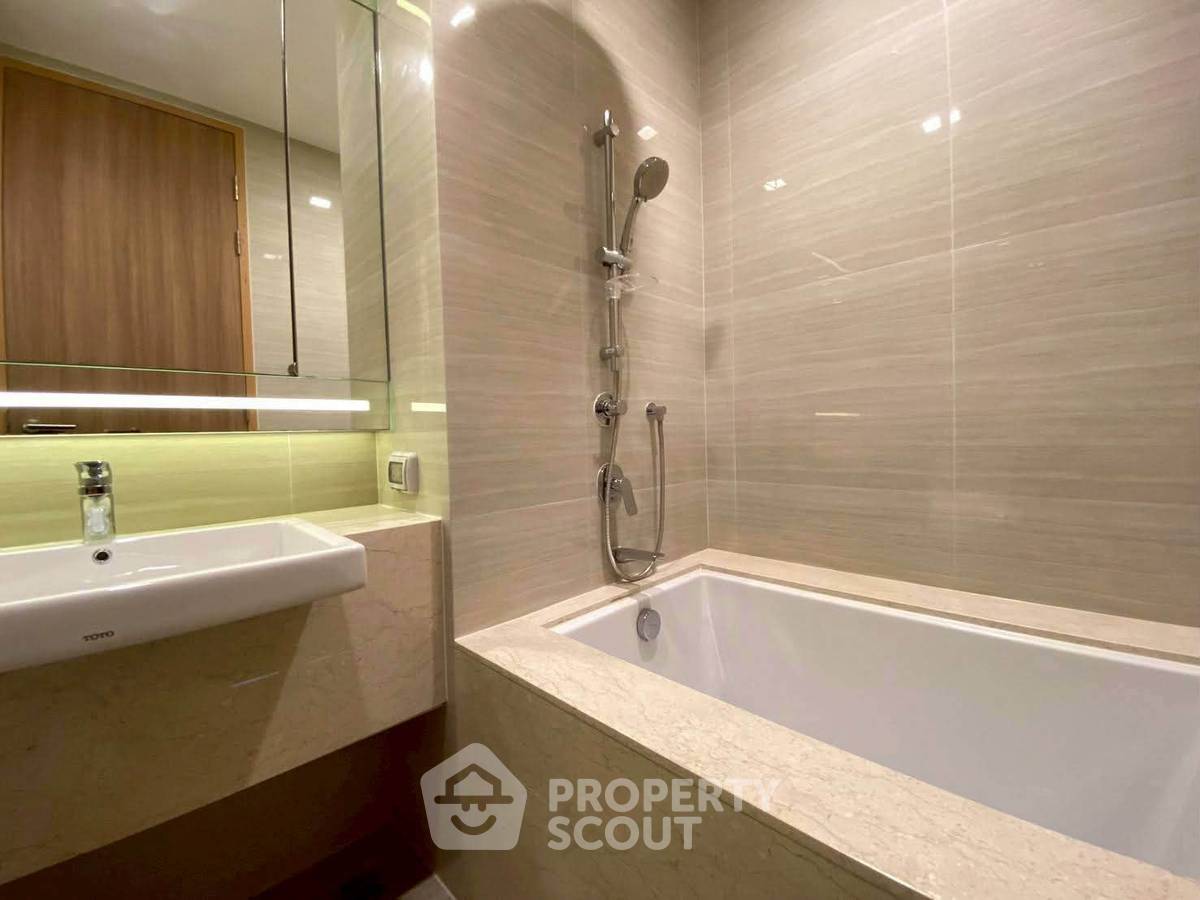 picture 2-BR Condo at Noble Be 33 near BTS Phrom Phong (ID 3348716) - 8/11