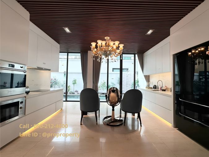 ขายทาวน์โฮม 3 ห้องนอน 315 ตร.ม. 47.3 ตร.ว. ไพรม์ไนน์ เอกมัย