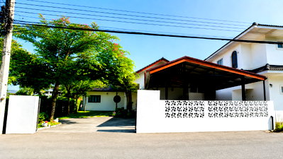 บ้านเดี่ยว เชียงใหม่ : ขายบ้านใหม่พร้อมอยู่ หน้าม.แม่โจ้ 96 ตรว. 