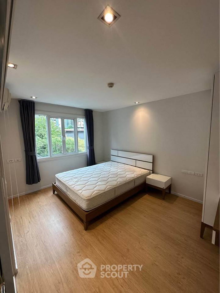 picture 3-BR Condo at Le Nice Ekkamai Condominium near BTS Ekkamai (ID 3298504) - 5/10