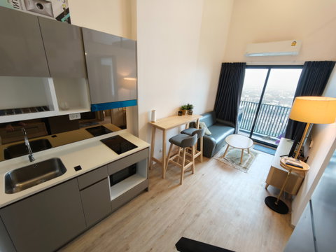 🎈#OL2609_271 🎈💥Urgent💥 Definitely available—click fast before it's gone! ‼️ 𝗙𝗼𝗿 𝗥𝗲𝗻𝘁 2️⃣3️⃣k 🔥 The Rich Rama 9–Srinakarin Condo