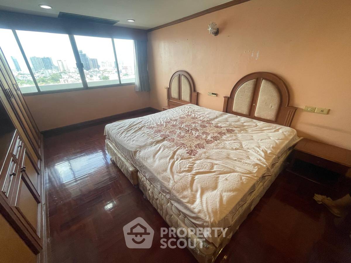 รูป คอนโด 3 ห้องนอน เลี้ยงสัตว์ได้ Empire House Condominium ชั้น 16 ใกล้ BTS Ekkamai (ID 3350537) - รูปที่ 6/8