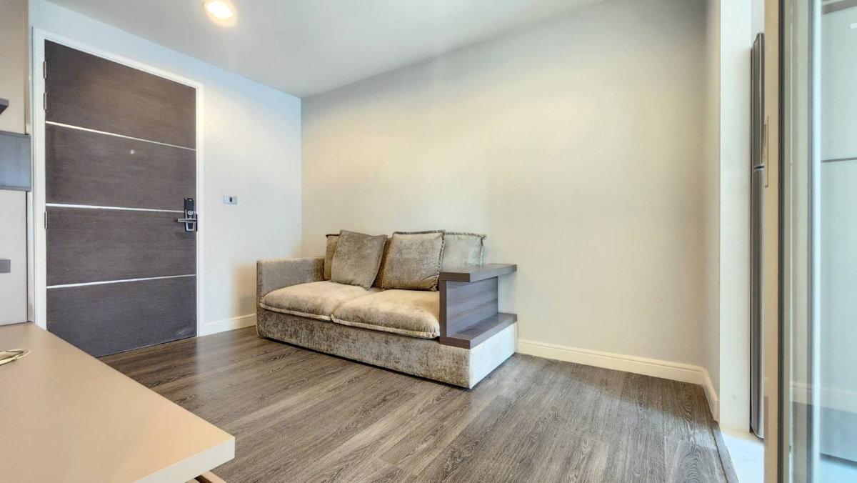 picture Rent The Crest Sukhumvit 49, 7th floor, size 34 sqm, Eastern balcony - 5/14