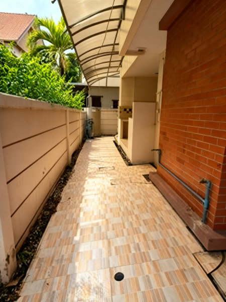 picture Detached House for Sale at Laddarom Elegance Rama 2 - 3/23