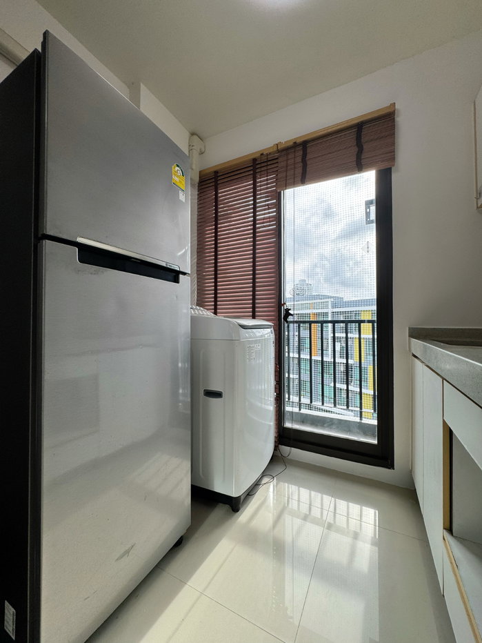 รูป ขาย iCondo สุขุมวิท 103 | ชั้น 8 ชั้นบนสุด วิวสระ | 33.81 ตร.ม. | 1.89 ล้านบาท - รูปที่ 8/21