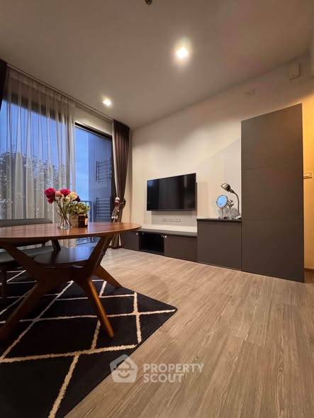 รูป ใกล้ BTS Wongwian Yai 200 เมตร ห้อง 1 ห้องนอน Nye By Sansiri (ID 3350030) - รูปที่ 3/7