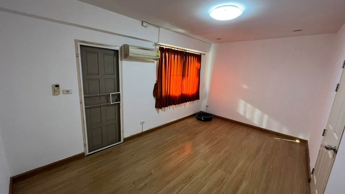 รูป 🏡 บ้านเช่า หมู่บ้านมณเทียรทิพย์ คู้บอน 27 แยก 4 4 ห้องนอน 3 ห้องน้ำ บ้านพร้อมอยู่ พร้อม 2 ครัว และเครื่องใช้ไฟฟ้าครบครัน - รูปที่ 14/16
