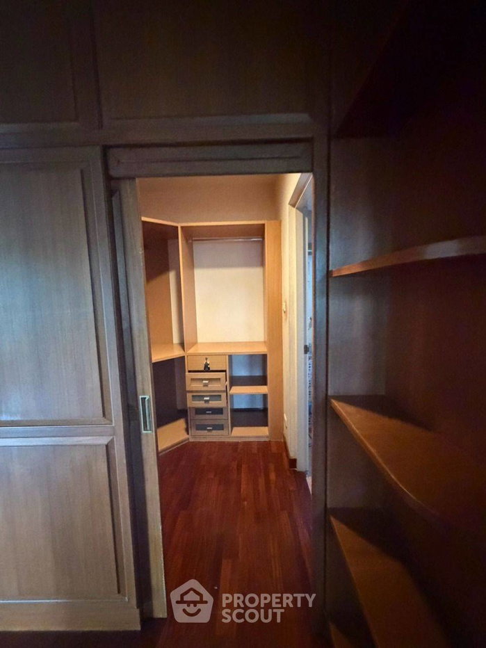 รูป บ้าน 4 ห้องนอน เลี้ยงสัตว์ได้ ที่ Nantawan Ramintra-Watcharaphon (ID 3350041) - รูปที่ 11/36