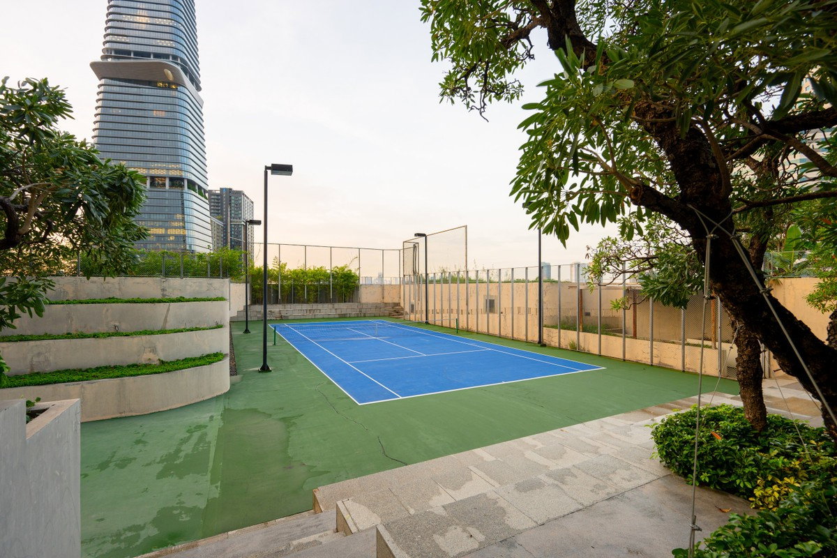 picture Newly renovated luxury condo by the Chao Phraya River – “The Pano Rama 3” - 10/12
