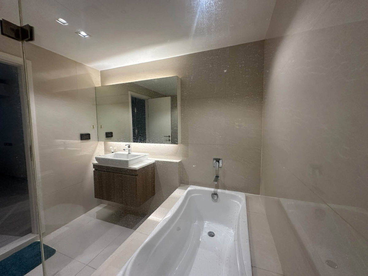 รูป ให้เช่าคอนโด Vtara Sukhumvit 36 - 2 ห้องนอน 2 ห้องน้ำ - 58 ตร.ม. - เช่า 34,000 บาท/เดือน [BWr2609003]	 - รูปที่ 7/8