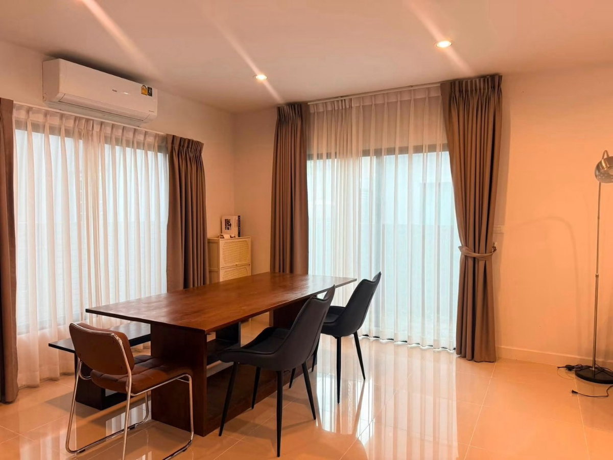 รูป 🏡✨ ให้เช่าบ้านเดี่ยว Saransiri Rangsit 3 ห้องนอน 3 ห้องน้ำ บ้านเดี่ยวโครงการคุณภาพ พร้อมเข้าอยู่ | ติดทางด่วน | Pet Friendly 🐶🐱 - รูปที่ 4/12