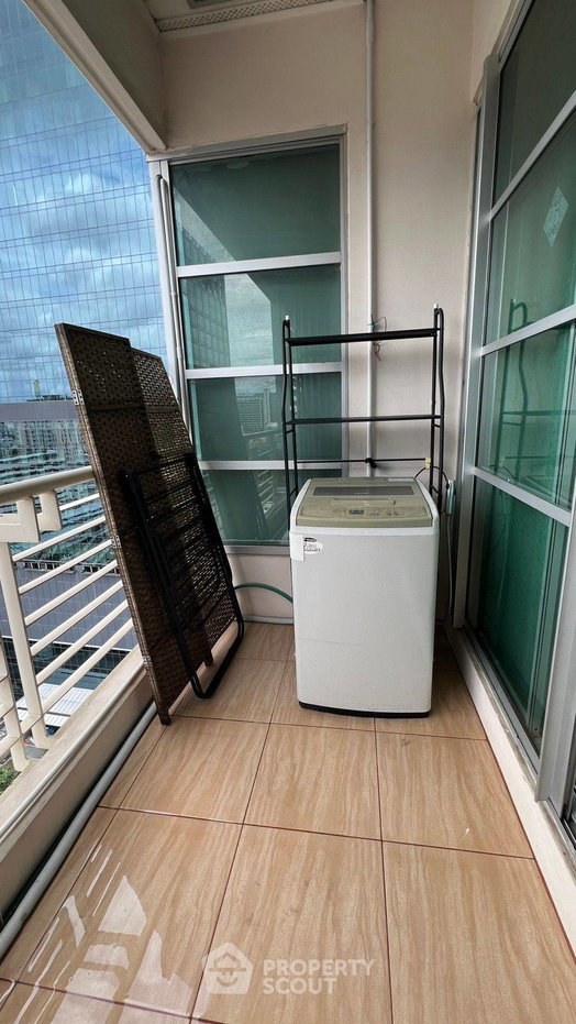 picture 20th-Floor 2-BR For Sale At Baan Klang Krung Siam-Pathumwan Near BTS Ratchathewi (ID 548962) - 11/35