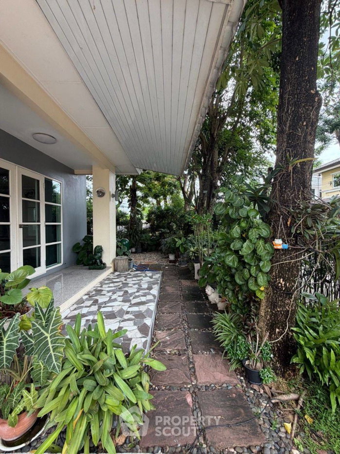 รูป บ้าน 4 ห้องนอน เลี้ยงสัตว์ได้ ที่ Nantawan Ramintra-Watcharaphon (ID 3350041) - รูปที่ 28/36