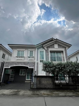 📌 ให้เช่าทาวน์เฮาส์ 2 ชั้น โกลเด้น นีโอ บางนา - สวนหลวง 4 ห้องนอน 3 ห้องน้ำ