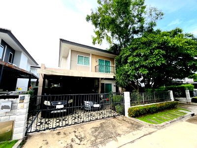 บ้านเดี่ยว วิทยาลัยพณิชยการเชตุพน : Call : 080-045-2332 โครงการ เซนโทร สุขสวัสดิ์-พระราม 3 (น้ำไม่เคยท่วม) ขายบ้านเดี่ยว 57 ตารางวา 4 ห้องนอน 4 ห้องน้ำ ใกล้แม็คโคร ประชาอุทิศ
