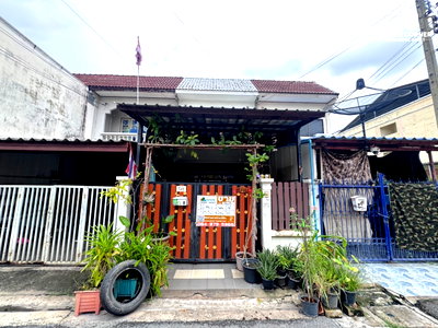 ทาวน์โฮม กระทรวงพาณิชย์ นนทบุรี : ขายทาวน์เฮ้าส์ หมู่บ้าน อัญชลี สนามบินน้ำ ซอยนนทบุรี 42 (ตรงข้ามกองสลาก)