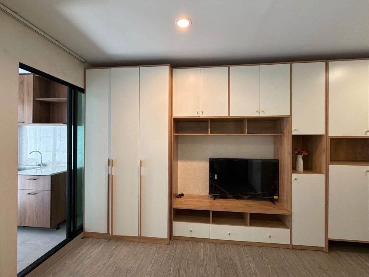 picture For rent Reach Paholyothin 52 ✅Line : @livingperfect - 4/7