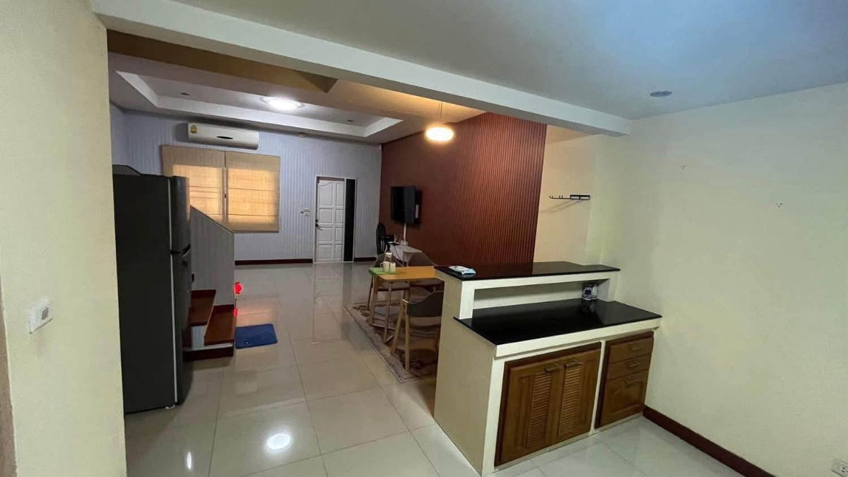 รูป 🏡 บ้านเช่า หมู่บ้านมณเทียรทิพย์ คู้บอน 27 แยก 4 4 ห้องนอน 3 ห้องน้ำ บ้านพร้อมอยู่ พร้อม 2 ครัว และเครื่องใช้ไฟฟ้าครบครัน - รูปที่ 4/16