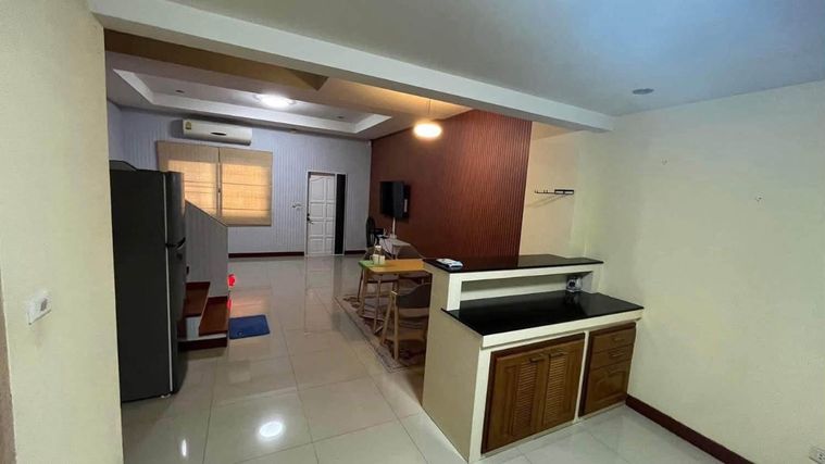 4-bed townhouse for rent, 20 sq wah, Bang Khen