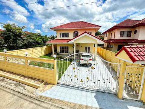 260930vsudian ให้เช่า บ้าน ปิ่นเกล้า จรัญฯ บางกรวย-ไทรน้อย 9-17 บ้านเดี่ยว 2 ชั้น 4 นอน MRTสิรินธร 1.5 กม. สถานีรถไฟบางบำหรุ 1.44กม.