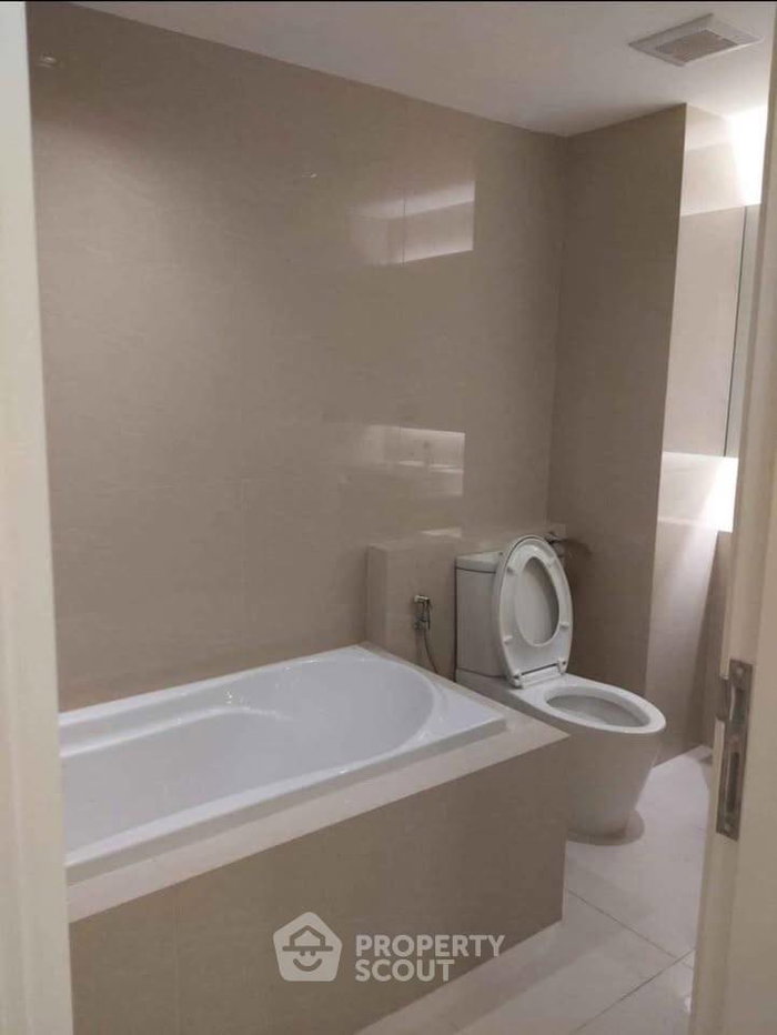 รูป คอนโด 2-ห้องนอน ที่ วีธารา สุขุมวิท 36 ใกล้ BTS ทองหล่อ (ID 3319571) - รูปที่ 7/7