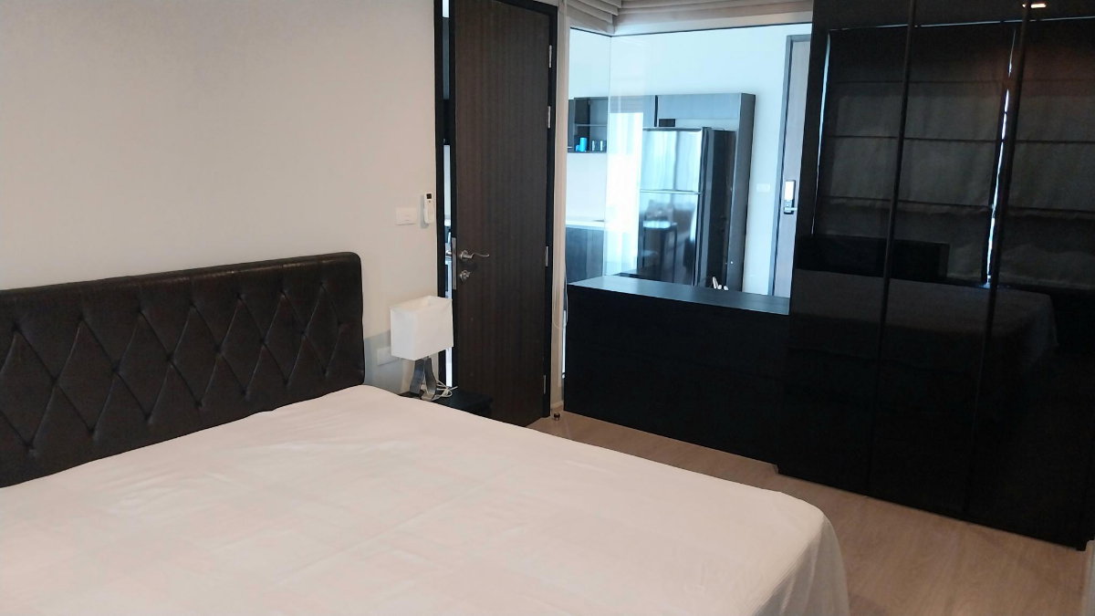 รูป คอนโดให้เช่า Rhythm Sukhumvit 44/1 1 ห้องนอน 48 ตร.ม. ชั้น 32 ใกล้ BTS พระโขนง เฟอร์ครบ พร้อมอยู่ ฿32,000/เดือน - รูปที่ 4/12