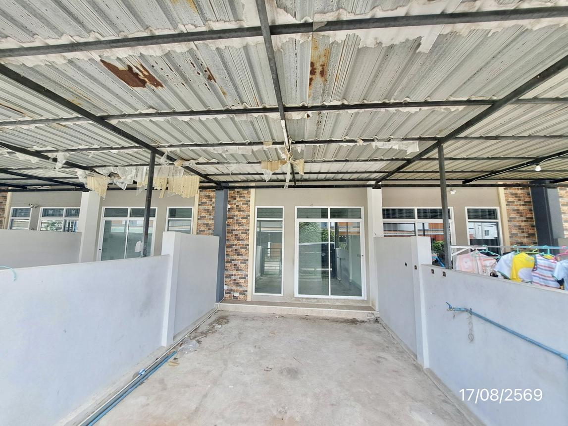 picture TOWN HOUSE 18 Sq.w. Si Racha Chonburi for 1.3M - 16/29