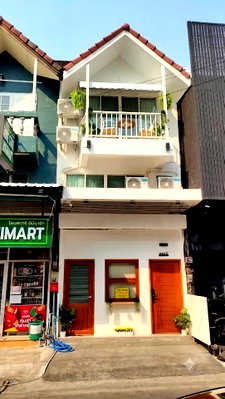Townhouses for sale Chiang Mai : Sale  3-Bedroom Airbnb  Santitham