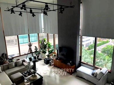 Condos for rent : Spacious 2-BR 180 Sqm At The Emporio Place Near BTS Phrom Phong (ID 3354251)
