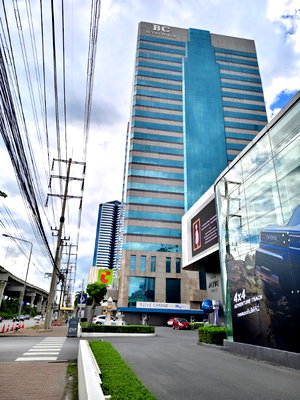 สำนักงาน ถนนสุขุมวิท : ขายสำนักงาน ย่านบางนา ทำเลดี สะดวก ใกล้ Central บางนา และ Big C บางนา 