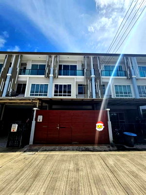 เช่าทาวน์โฮม เซฟวัน โก ศรีสมาน : 🏡✨ ให้เช่าทาวน์โฮม 3 ชั้น The Plant Citi แจ้งวัฒนะ (เมืองทองธานี) 3 ห้องนอน 3 ห้องน้ำ พร้อมพื้นที่อเนกประสงค์และพื้นที่ซักล้างด้านหลัง