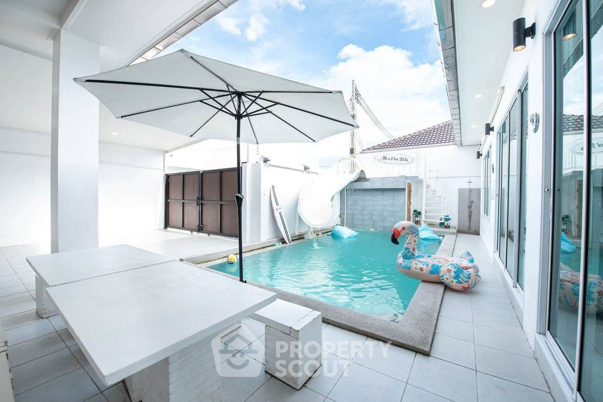 รูป วิลล่า 4 ห้องนอน พื้นที่ 300 ตร.ม. Mina Pool Villa by Althea Group บางละมุง (ID 3354767) - รูปที่ 1/27