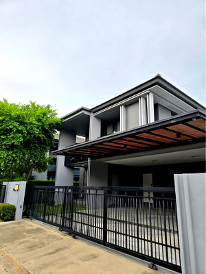 Houses for rent National Institute of Development Administration (NIDA) : House for rent Setthasiri Krungthep Kreetha 2