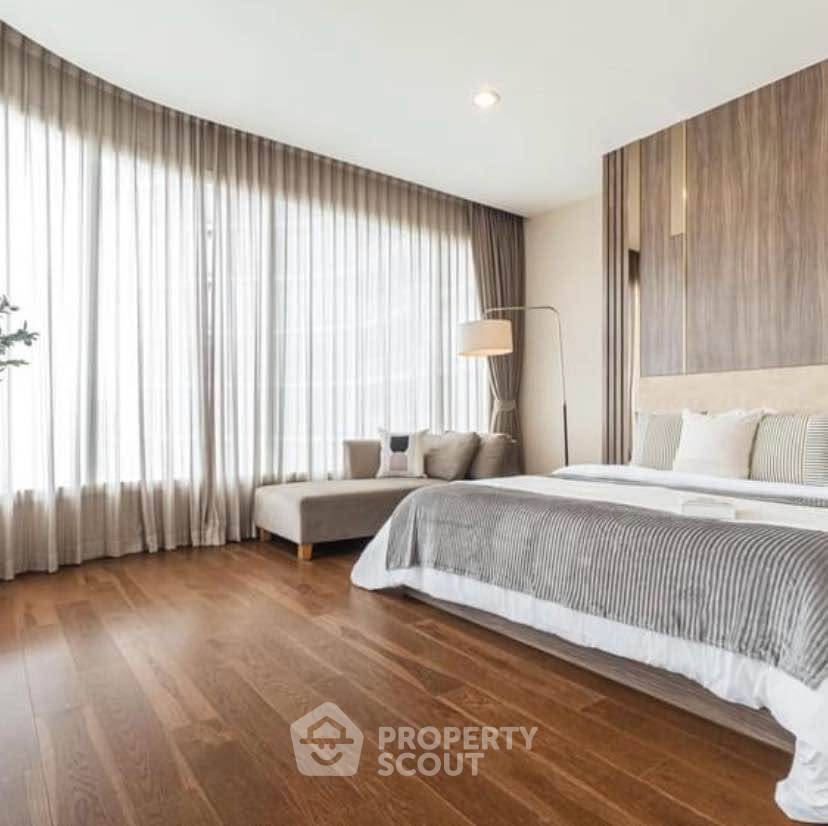 รูป คอนโด 3 ห้องนอน ชั้น 27 ขนาด 130 ตร.ม. Menam Residences ขาย (ID 3351414) - รูปที่ 11/12