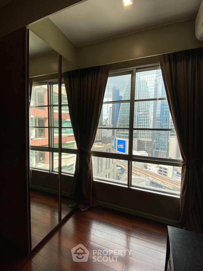 รูป ใกล้ BTS อโศก 200 เมตร | คอนโด 3 ห้องนอน ชั้น 16 | Citi Smart Sukhumvit 18 (ID 3354264) - รูปที่ 12/18