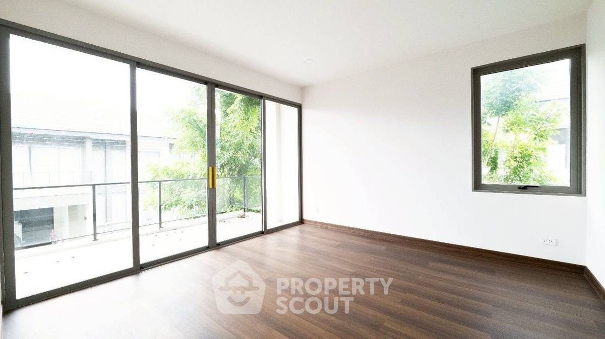 รูป บ้าน 4-ห้องนอน ที่ เดอะ เวเลอร์ รามอินทรา ใน รามอินทรา (ID 3354808) - รูปที่ 13/20