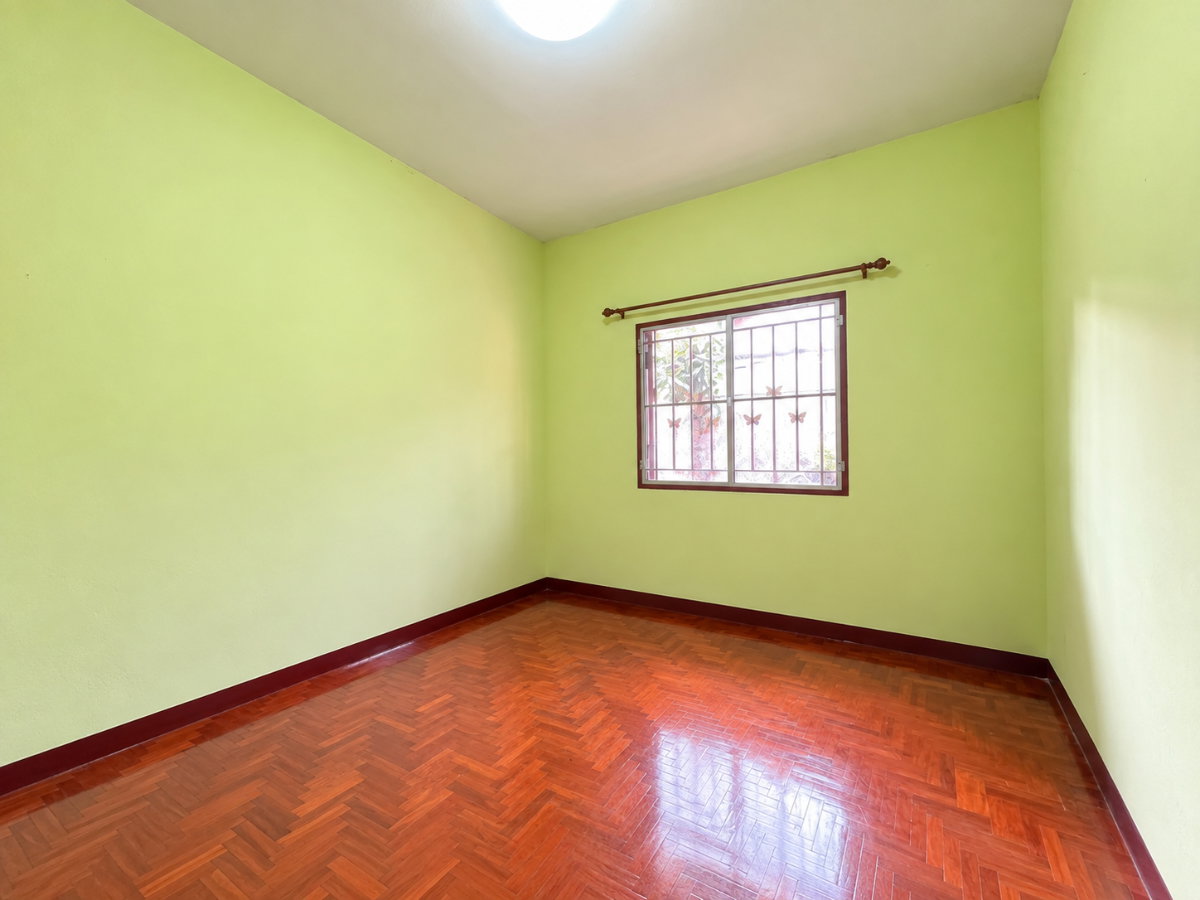 รูป 🏡 ขายด่วน!  บ้านราชวรินทร์ สันผักหวาน 3 ห้องนอน 2 ห้องน้ำ 📞 063-6649056 - รูปที่ 5/9