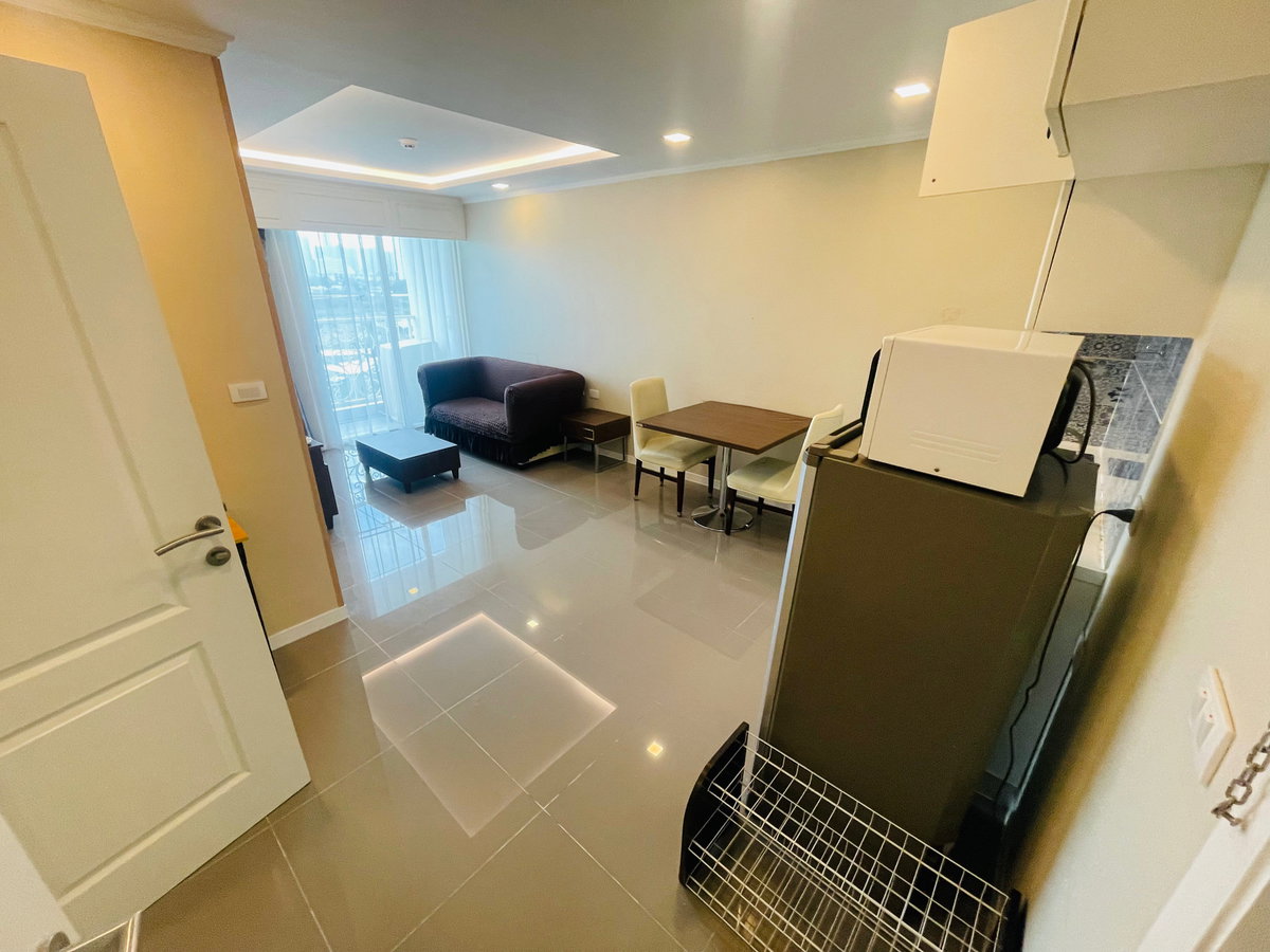 picture The Orient Resort&Spa Condo for yearly rent - 6/12