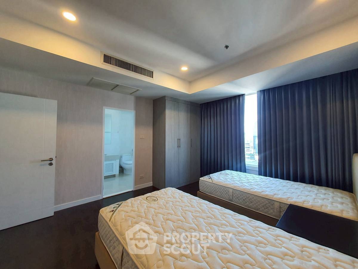 รูป คอนโด 4 ห้องนอน ขนาด 287 ตร.ม. Baan Siri 24 ใกล้ BTS พร้อมพงษ์ (ID 2719399) - รูปที่ 14/19