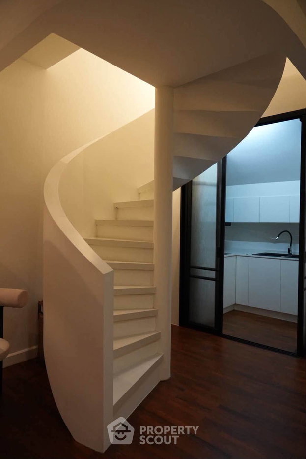 รูป ใกล้ BTS ชิดลม 200 ม. | คอนโด 1 ห้องนอน New House Condominium (ID 3354397) - รูปที่ 4/9