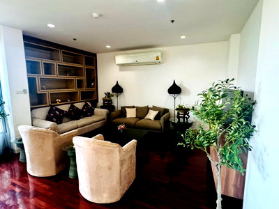คอนโดให้เช่า : Suwan Sawat Condo - 4B4B 225 Sq.m. 80k/m. connected to Rama 4 & Sathon, opposite One Bangkok