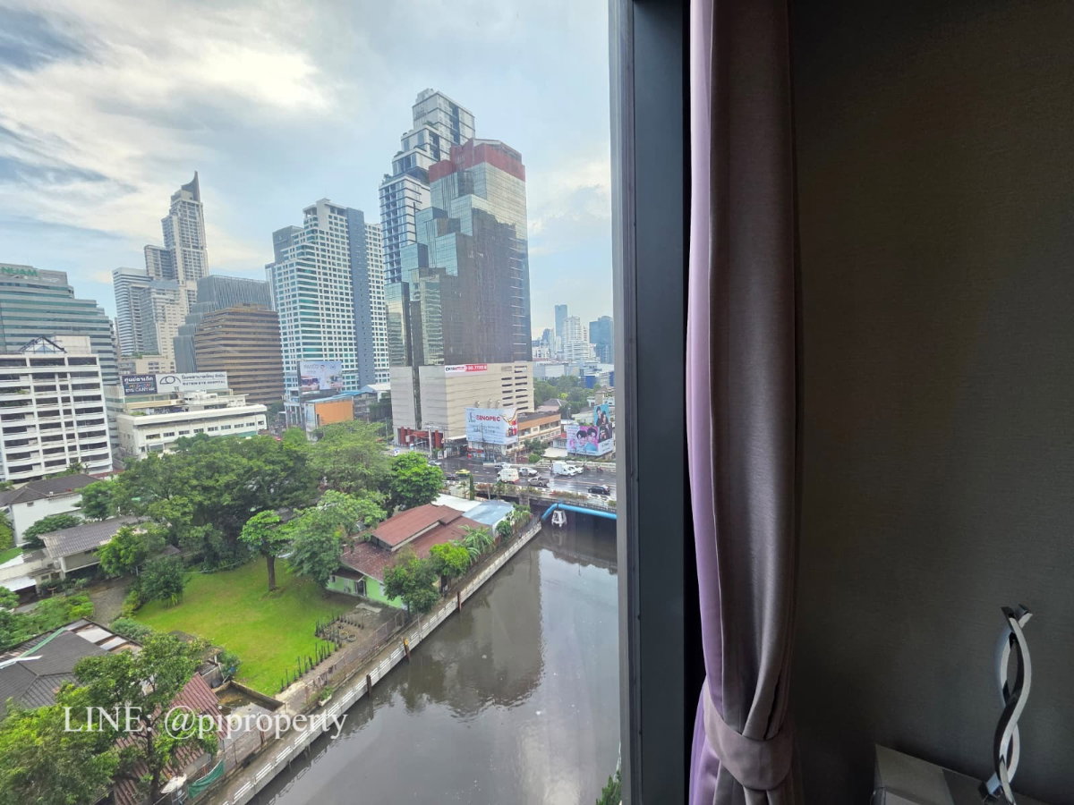 รูป ให้เช่าคอนโดหรู The Esse at Singha Complex (ติด MRT 0 เมตร) ห้องแบบ 1 ห้องนอน ตกแต่งครบพร้อมเข้าอยู่ - รูปที่ 4/34