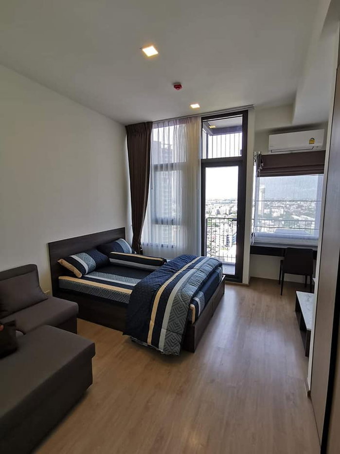 picture Condo for Rent: Centric Ratchayothin - 1/16