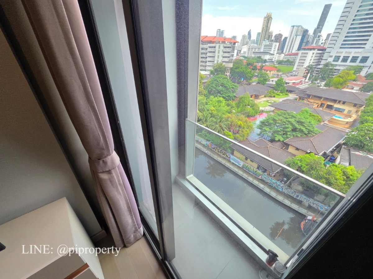 รูป ให้เช่าคอนโดหรู The Esse at Singha Complex (ติด MRT 0 เมตร) ห้องแบบ 1 ห้องนอน ตกแต่งครบพร้อมเข้าอยู่ - รูปที่ 10/34