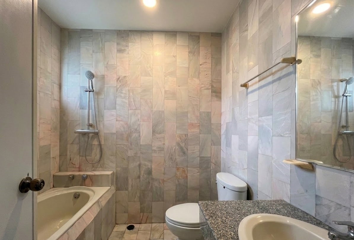รูป 🏡 ขายด่วน!  บ้านราชวรินทร์ สันผักหวาน 3 ห้องนอน 2 ห้องน้ำ 📞 063-6649056 - รูปที่ 6/9