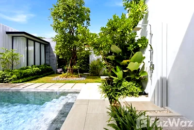 Houses for sale Thalang Phuket : Designer 3-Bedroom Pool Villa for Sale in Bang Tao 6820623