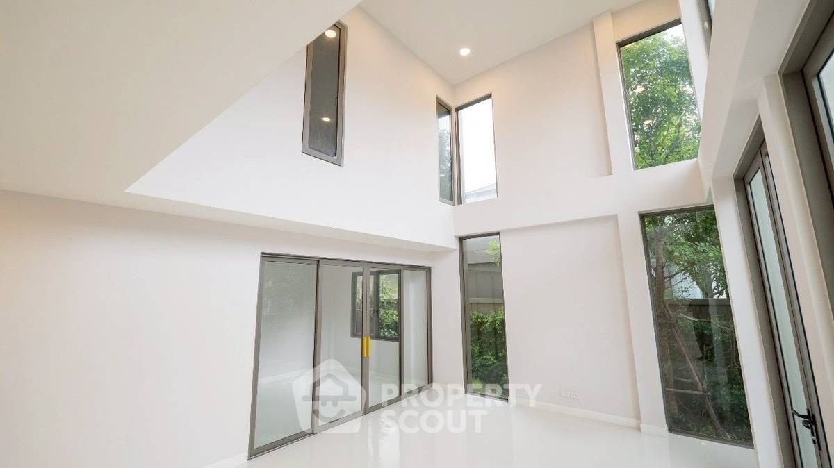 รูป บ้าน 4-ห้องนอน ที่ เดอะ เวเลอร์ รามอินทรา ใน รามอินทรา (ID 3354808) - รูปที่ 19/20