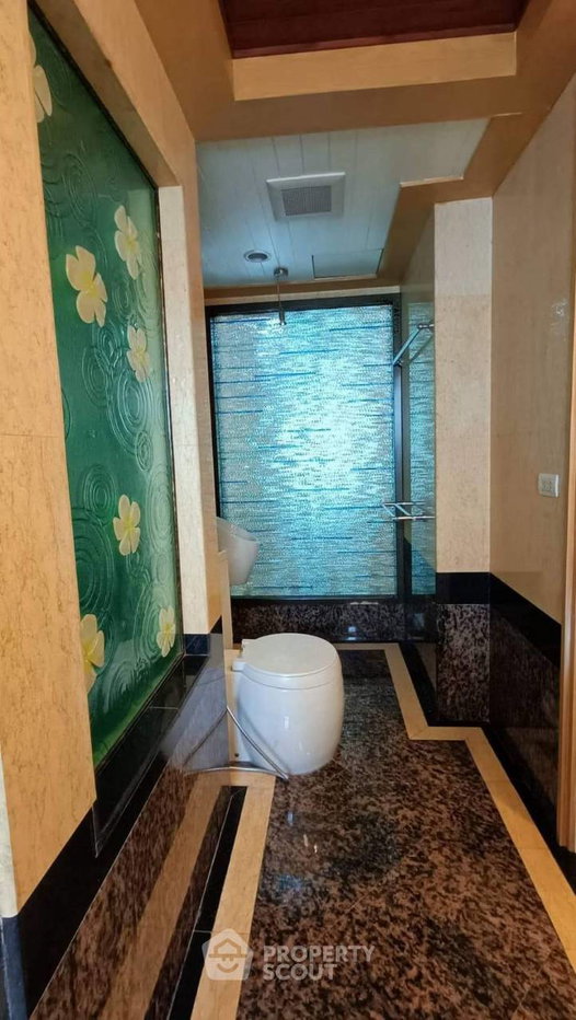 รูป 102 ตร.ม. 2 ห้องนอน Avenue 61 Condominium ใกล้ BTS ทองหล่อ (ID 3354403) - รูปที่ 13/15