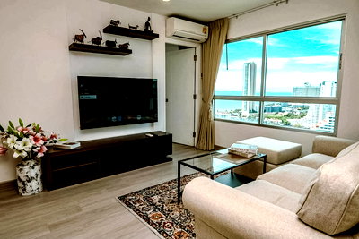 ขายคอนโด : 1 Bed Condo for Sale Lumpini Seaview Jomtien Sea View