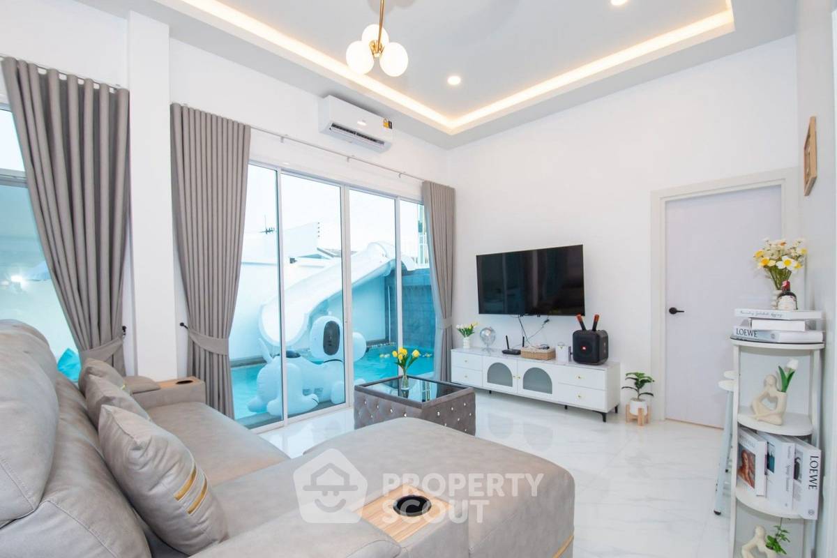 รูป วิลล่า 4 ห้องนอน พื้นที่ 300 ตร.ม. Mina Pool Villa by Althea Group บางละมุง (ID 3354767) - รูปที่ 8/27
